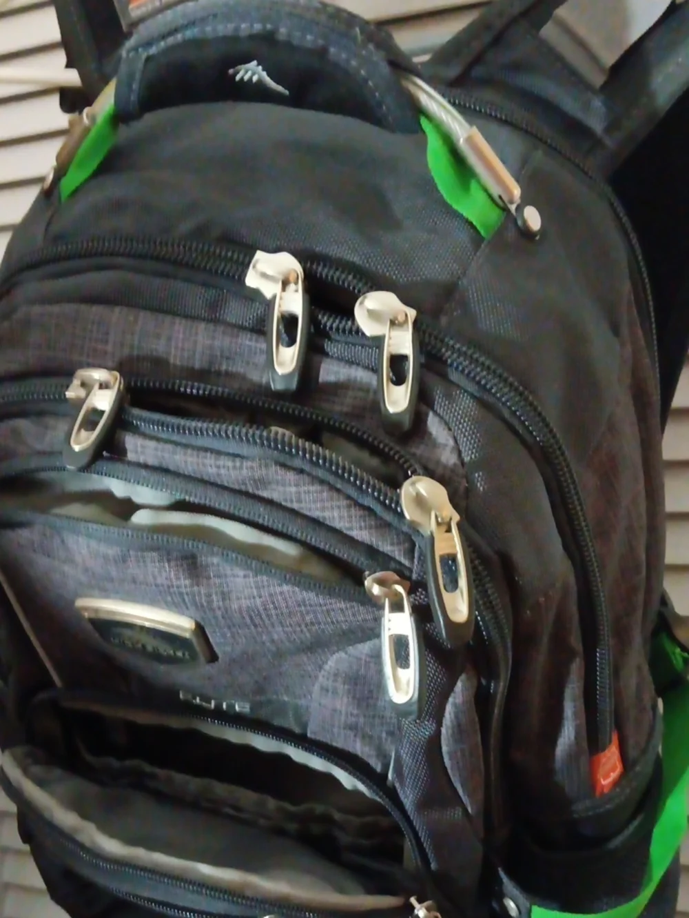 High Sierra Elite Men's Black & Green & Gray Backpack
